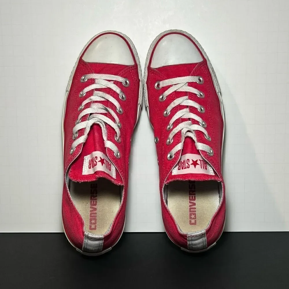 Girls/Womens CONVERSE Chuck Taylor All Star Pink Low Top Shoes / Size 6Y - 7.5 W